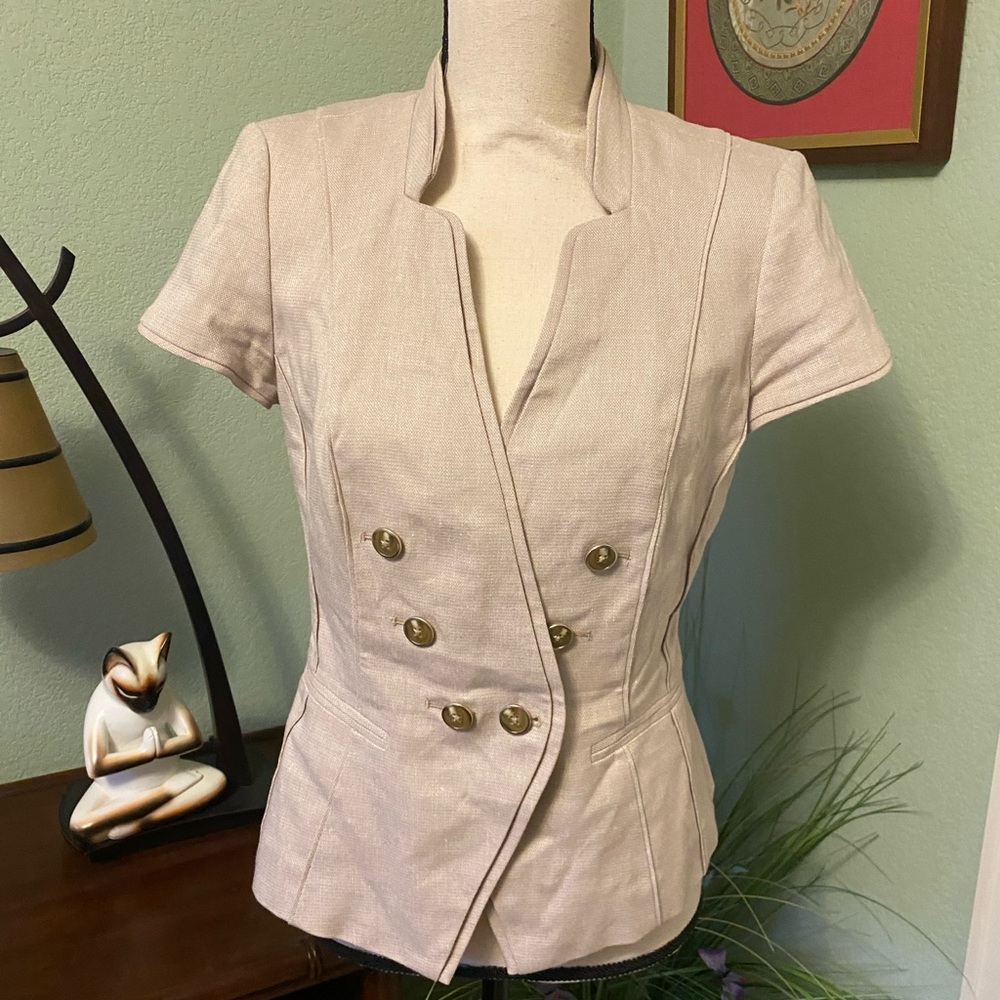 White House Black Market Beige Short-Sleeve Blazer